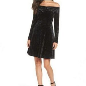 CHELSEA28 Velvet Black Dress Size Medium